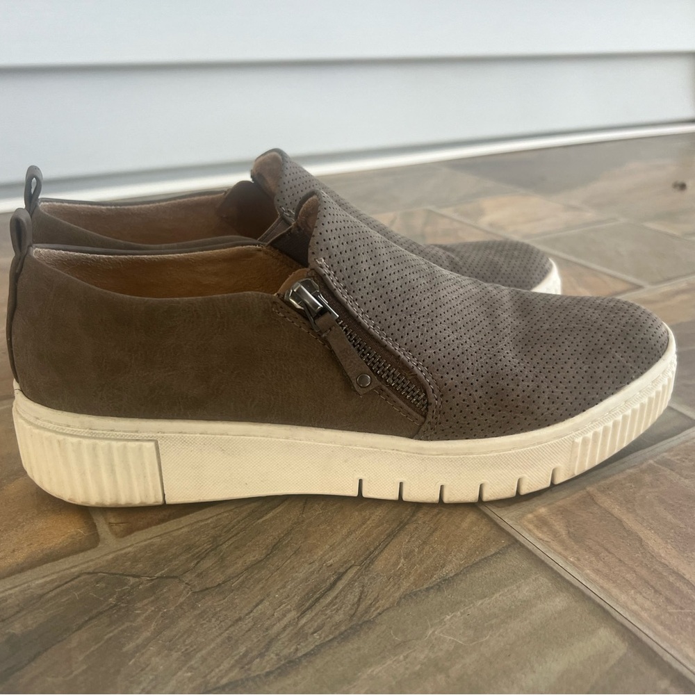 Soul Naturalizer slip on shoes